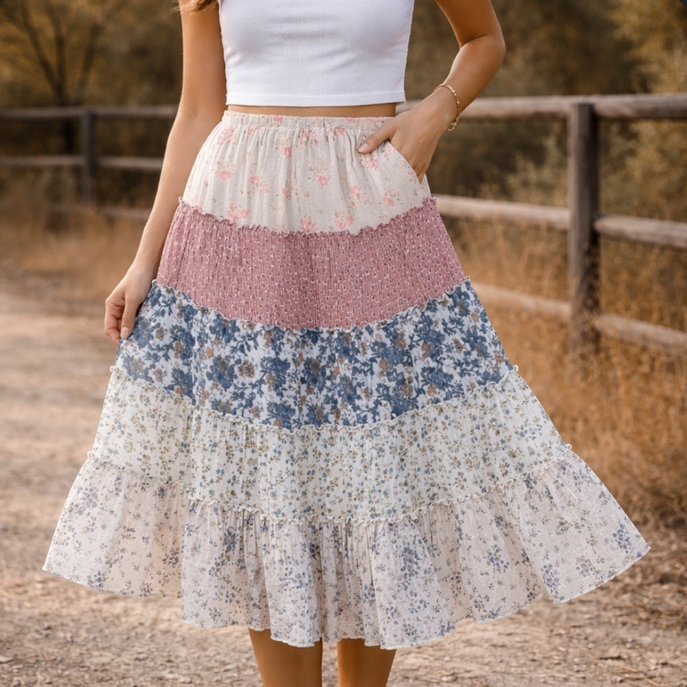 Younique Floral Tiered A-Line Skirt - Cream, Pink, Blue Size Medium
